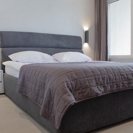 Level 24 - Sea & Sky View Apartment Odessa Dış mekan fotoğraf