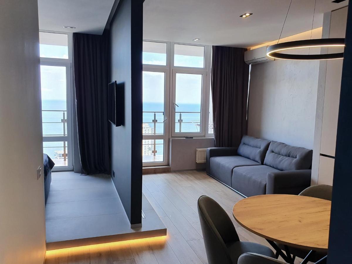 Level 24 - Sea & Sky View Apartment Odessa Dış mekan fotoğraf