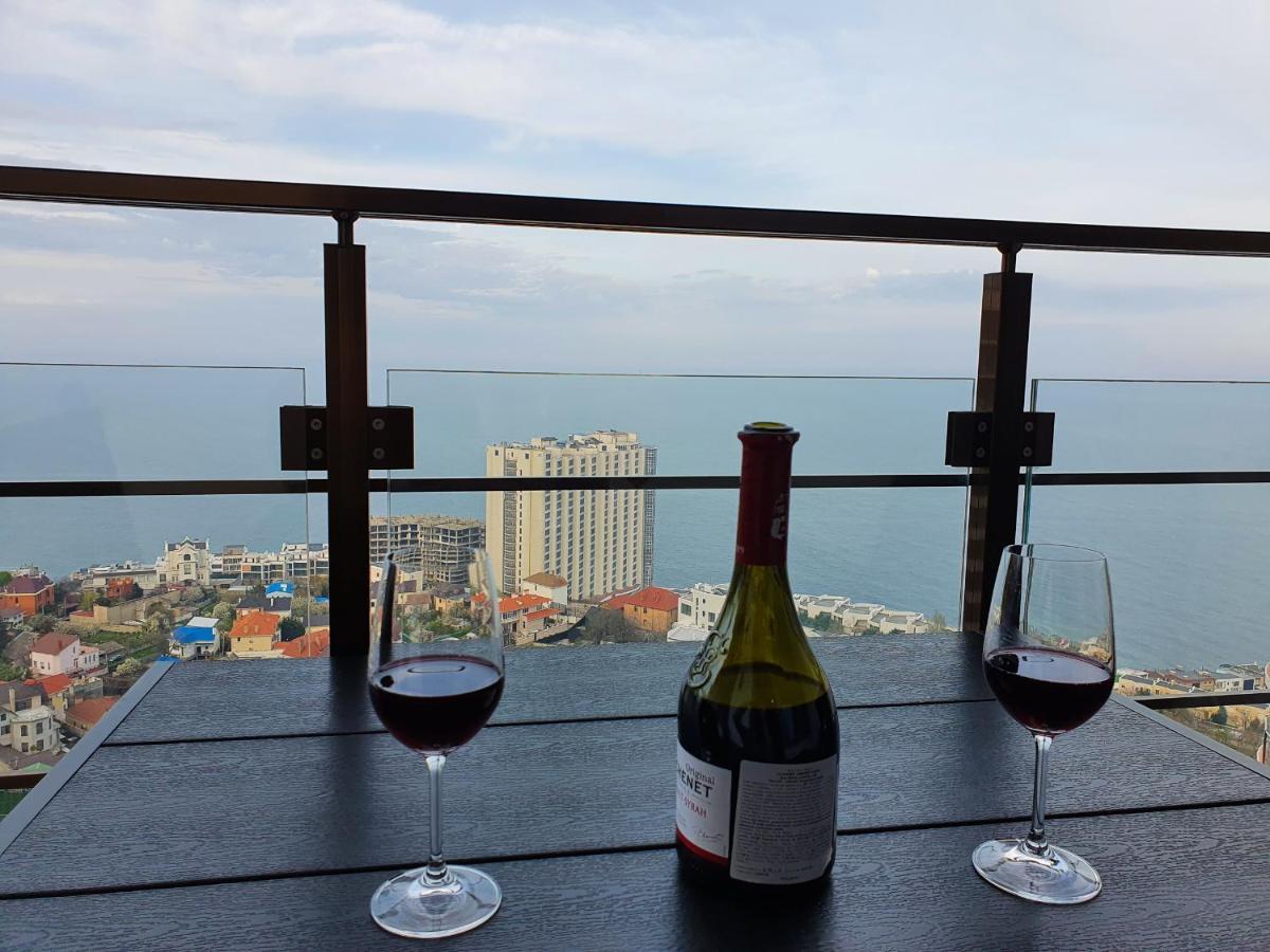 Level 24 - Sea & Sky View Apartment Odessa Dış mekan fotoğraf