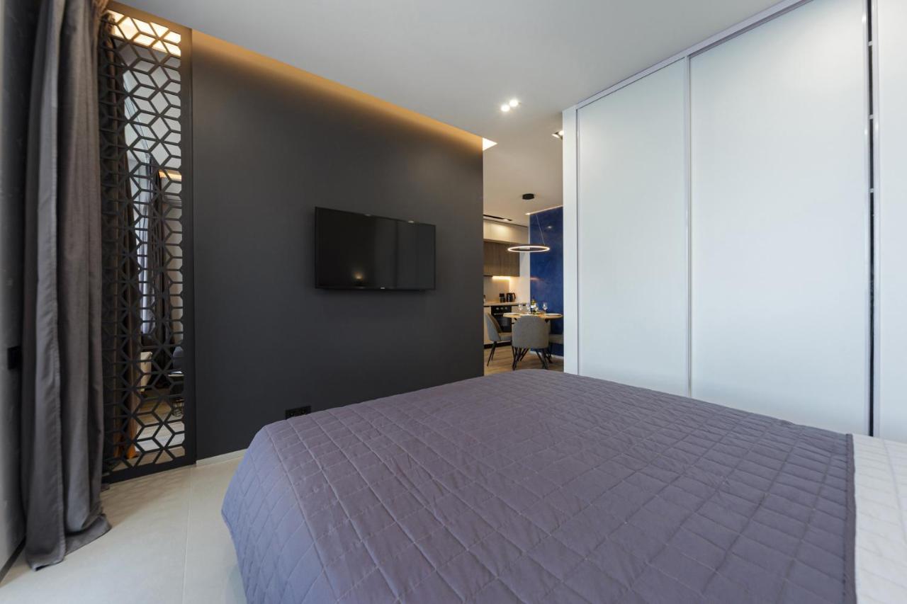 Level 24 - Sea & Sky View Apartment Odessa Dış mekan fotoğraf